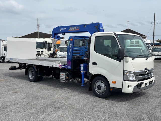 日野 クレーン付車載車