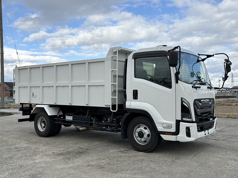 いすゞ 土砂禁ダンプ