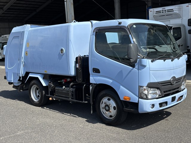日野