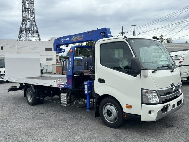 日野 クレーン付車載車